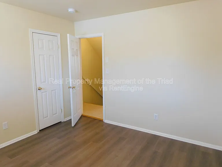 4216 Parker St #G — Photo 8