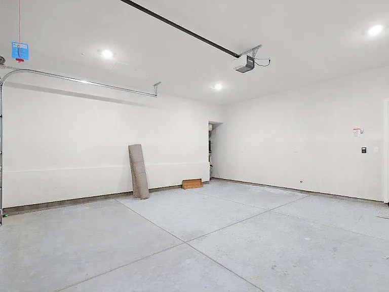 6049 Meru Way — Photo 14