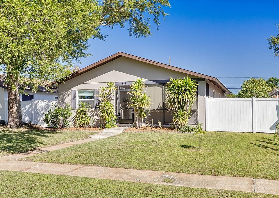 1st image of 513 89TH AVENUE N
