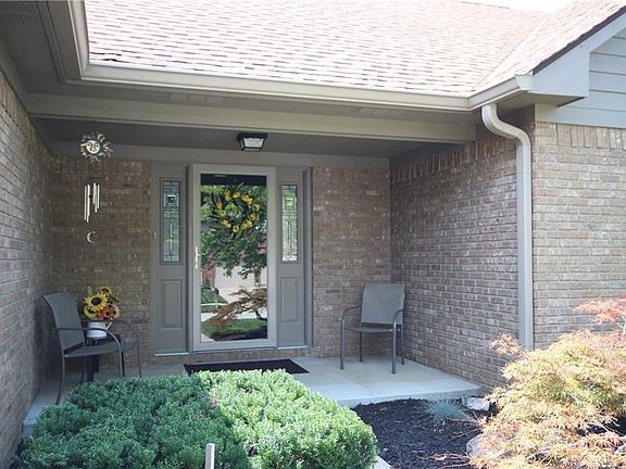 2nd image of 944 New Harmony Dr