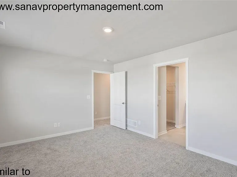 2416 SW Plaza Pkwy — Photo 13