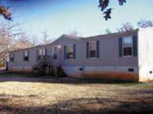 2nd image of 2045 Forest Acres Cir