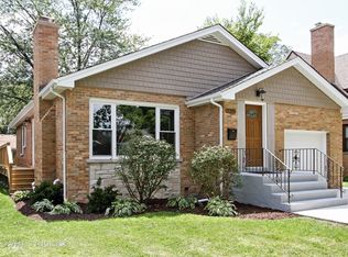 2205 Glenview Ave, Park Ridge, IL 60068