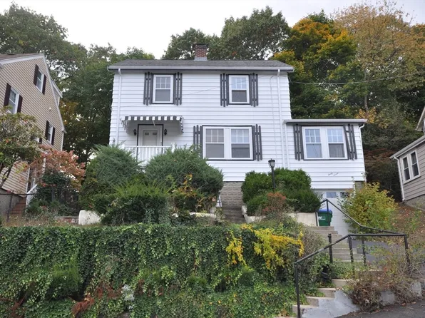 37 Hastings Ln, Medford, MA 02155