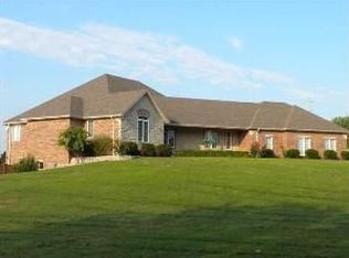 23300 Falcon Rd, Lebanon, MO 65536