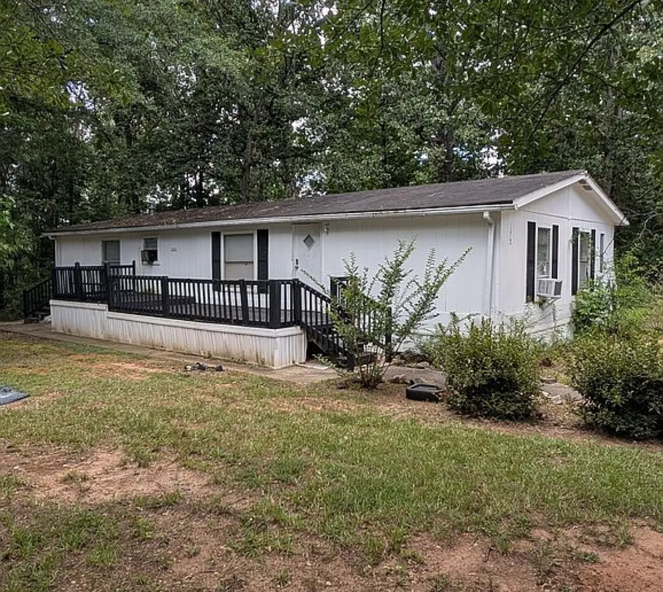 2 bed, $1,300 — Photo 1