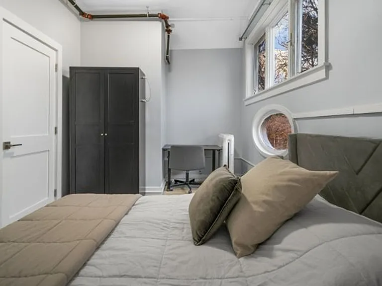 504 Stewart Ave — Photo 355