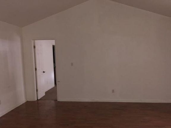 4th image of 2584 Catahoula Hwy