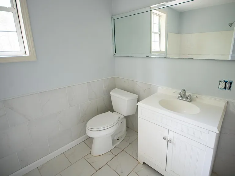 207 Woody Dr — Photo 17