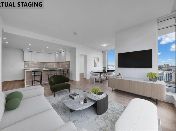 680 Quayside Dr #1503, New Westminster, BC V3M 6Z6