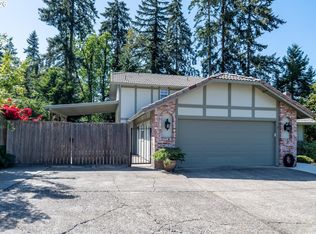 508 Cascade Dr, Springfield, OR 97478