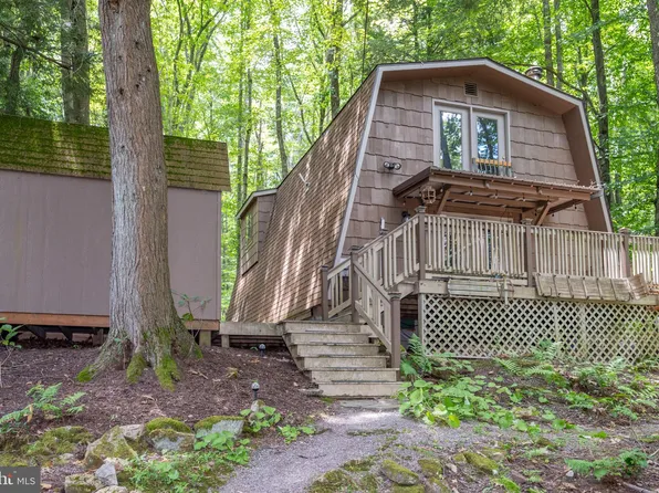 2734 Mayhew Inn Rd, Oakland, MD 21550