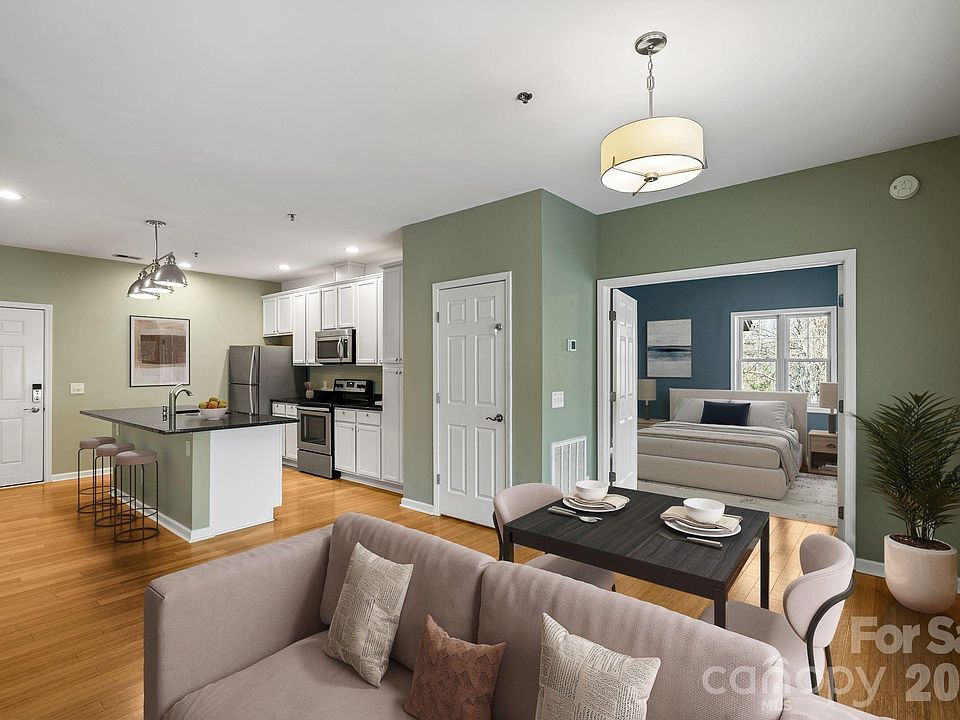 1st image of 600 Skyloft Dr APT 202