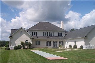 1st image of 282 Shoreham Dr