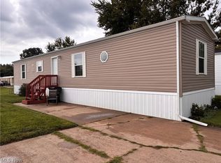 121 Tracy Dr, Dover, OH 44622