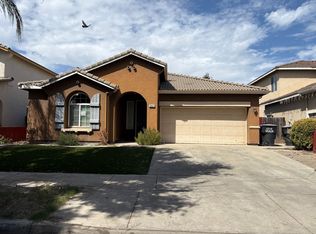 3042 W Delta Ave, Visalia, CA 93291
