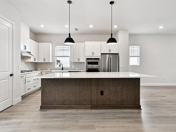 7th image of this home