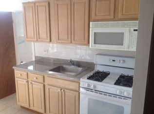179 McGuinness Blvd APT 3L, Brooklyn, NY 11222