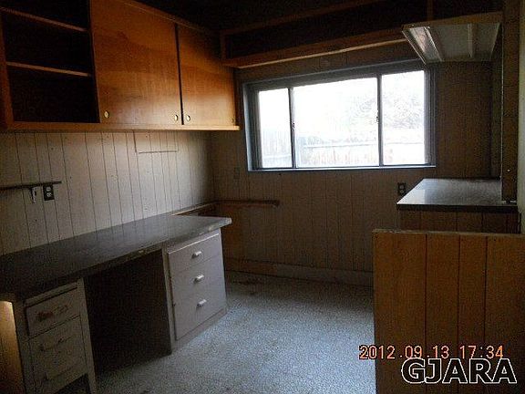 5th image of 241 N Mesa St
