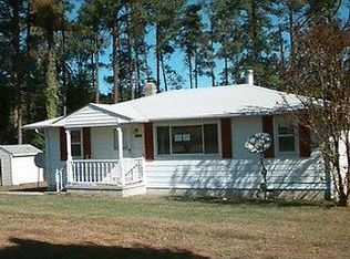 5085 Howerton Rd #B, Dunnsville, VA 22454