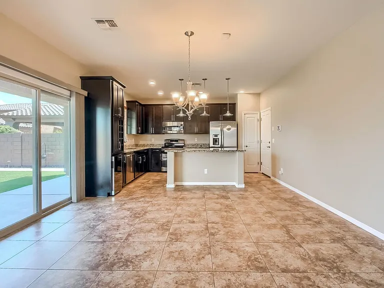 888 E Jacob St — Photo 14