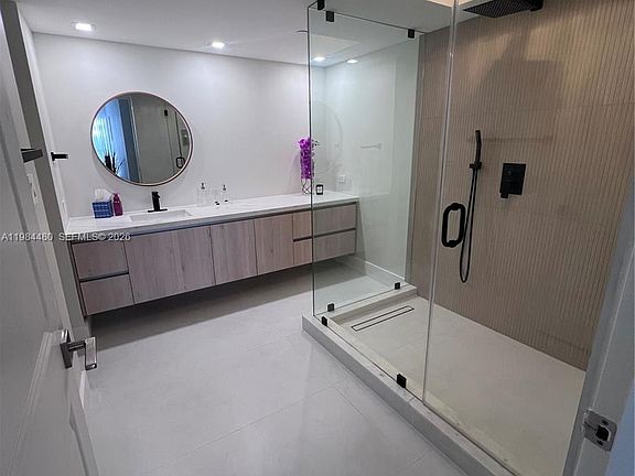 4th image of 19707 Turnberry Way APT 5A