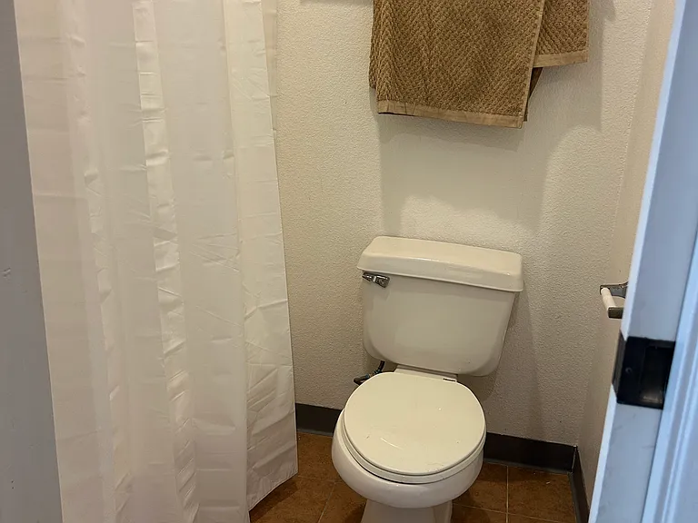 5411 Linda Vista Rd #4 — Photo 11
