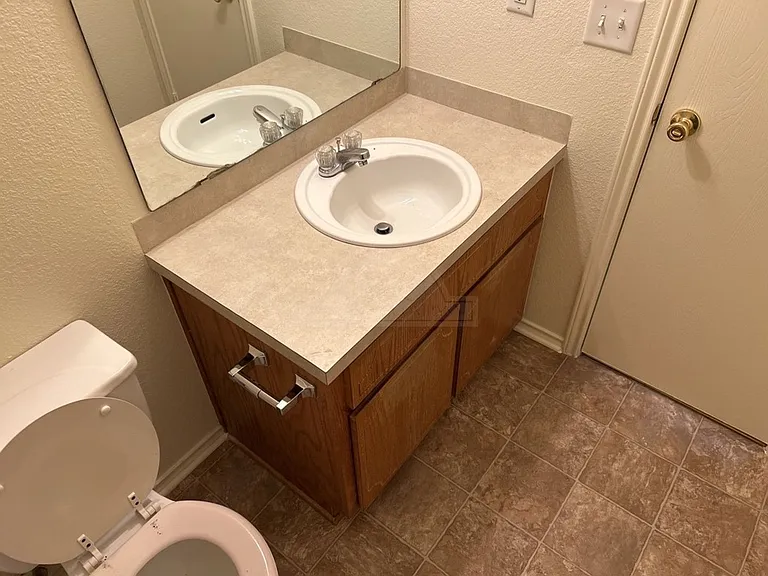1911 Monte Carlo, Killeen — Photo 20