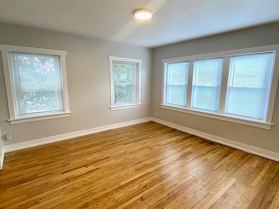 2nd image of 206 W 34th St #3E