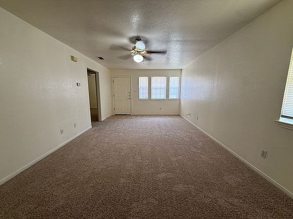 5th image of 2201 Westcliff Rd APT A