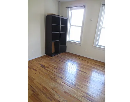 Rented by Block & Lot Real Estate | media 22