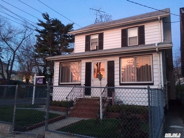1st image of 8901 212th St