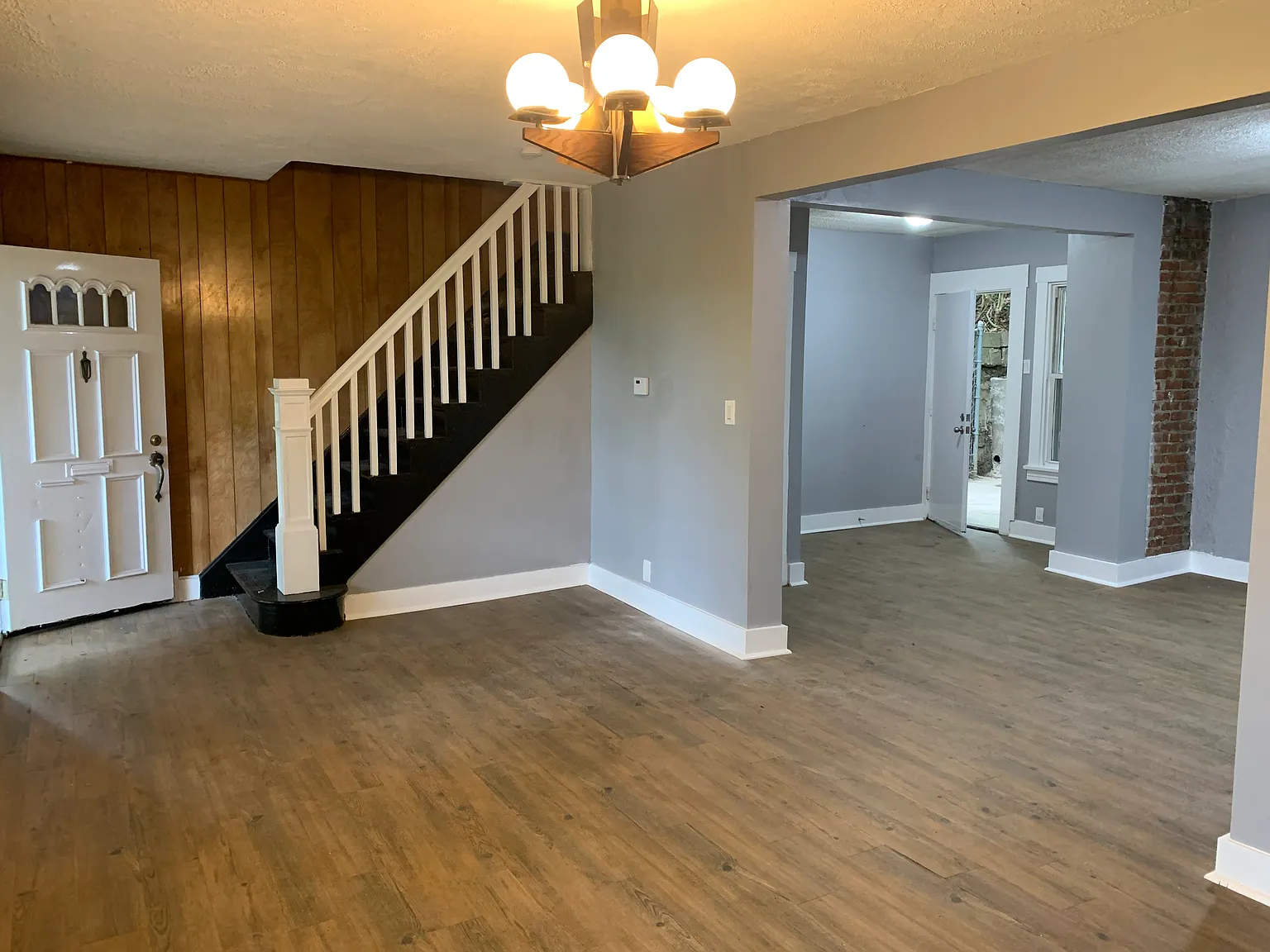 3 bed, 1232 sqft, $1,199 — Photo 2