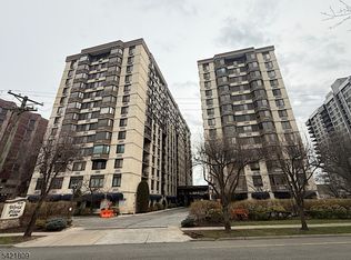 316 Prospect Ave #7E, Hackensack, NJ