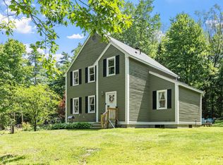 27 Natty Pond Dr, Hubbardston, MA 01452