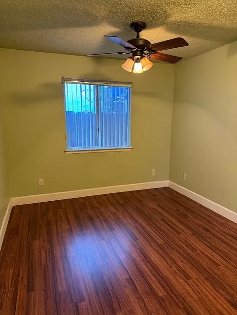 4 bed, 2106 sqft, $750 — Photo 2