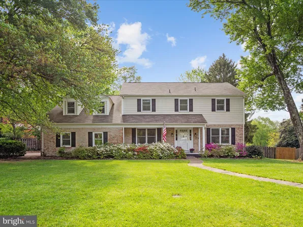 7720 Fontaine St, Potomac, MD 20854