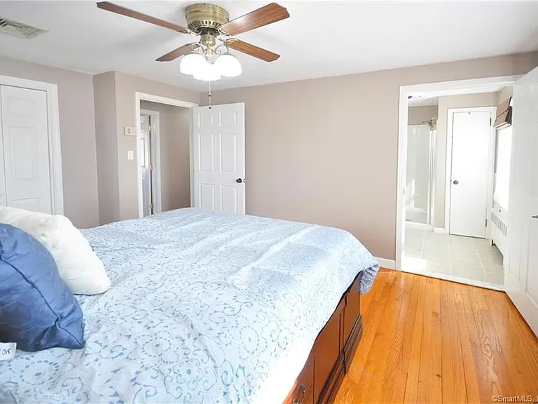 7 Lakeview Dr — Photo 11