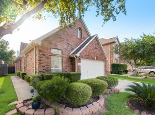 1909 Highland Dr, Bedford, TX 76021