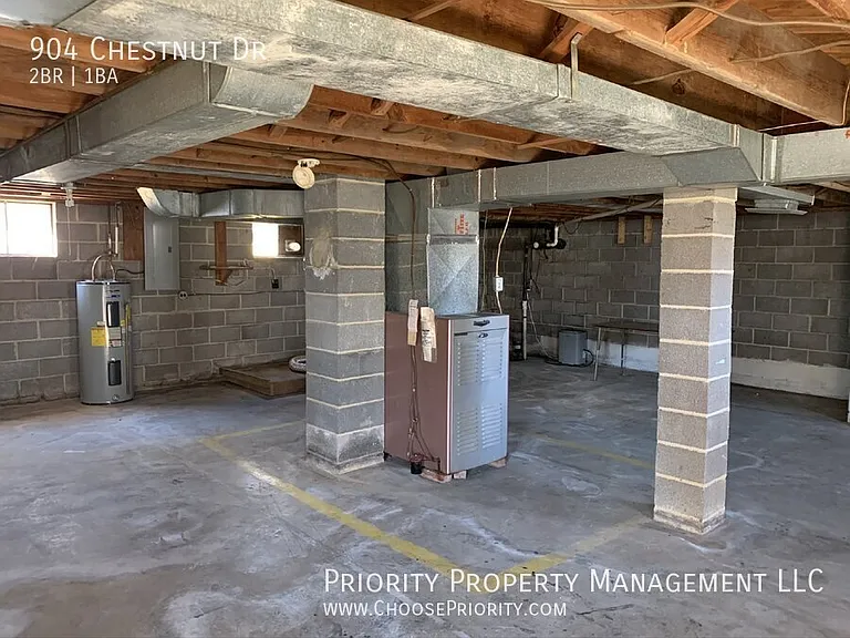 904 Chestnut Dr — Photo 12