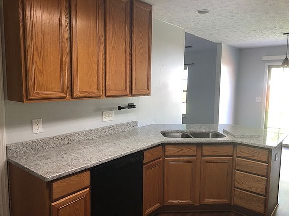 4th image of 3709 Waterbridge Ln