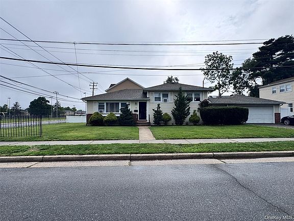 2nd image of 36 Monroe Place