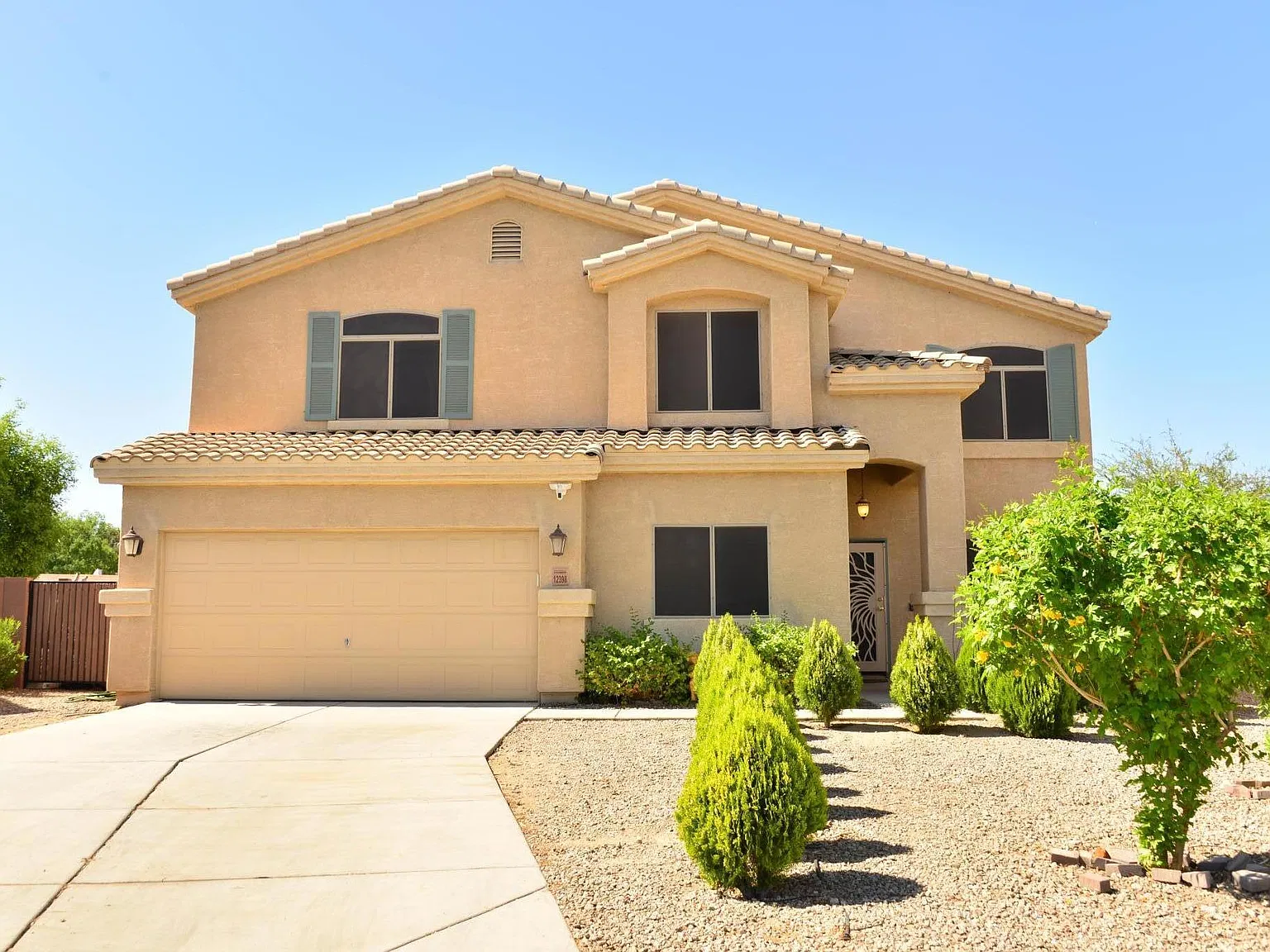 12398 W Highland Ave — Photo 3
