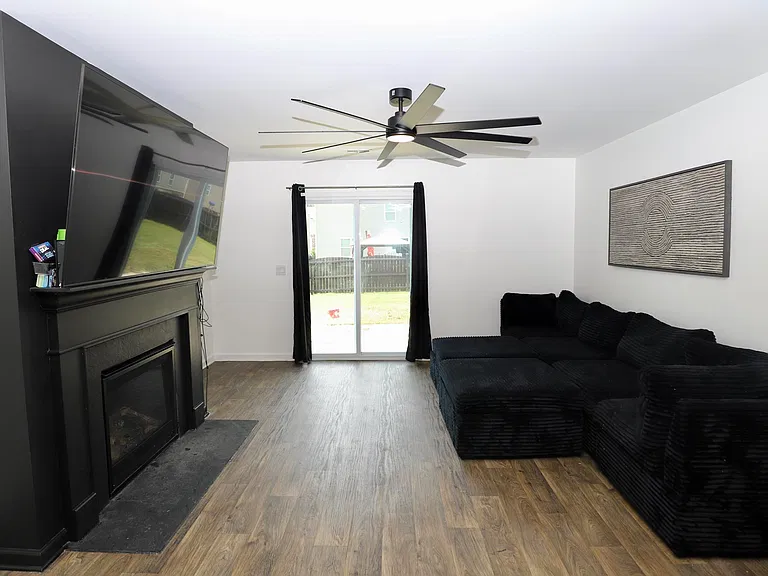 2037 Elmridge Rd — Photo 30
