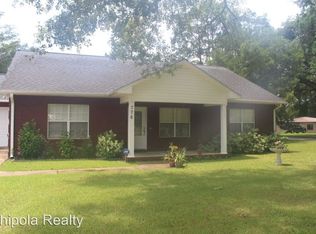 776 1st St, Chipley, FL 32428