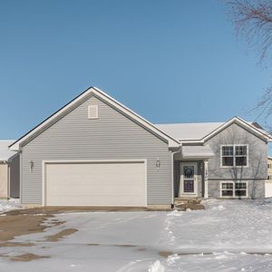 1500 Meadow View Ln, Waverly, IA, 50677