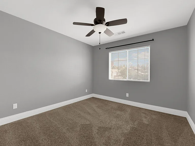1913 Empoli Ct — Photo 34