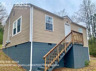 102 Valley View Cir, Clarksville, TN 37040