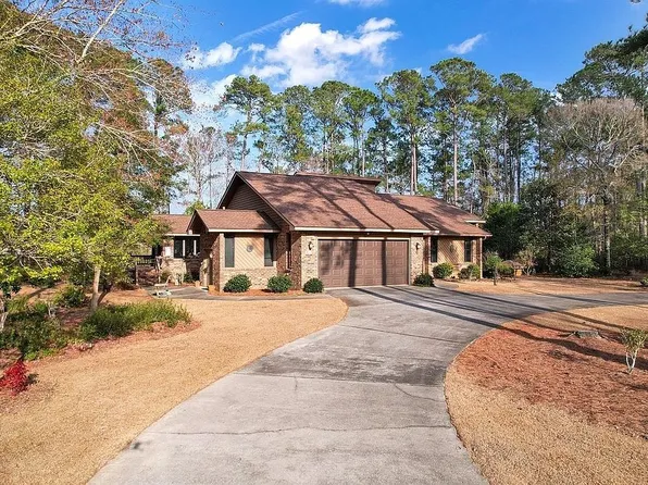 6 Mashie Ct, Carolina Shores, NC 28467