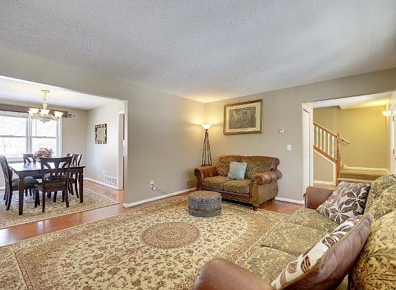 4th image of 2610 Flandrau St N
